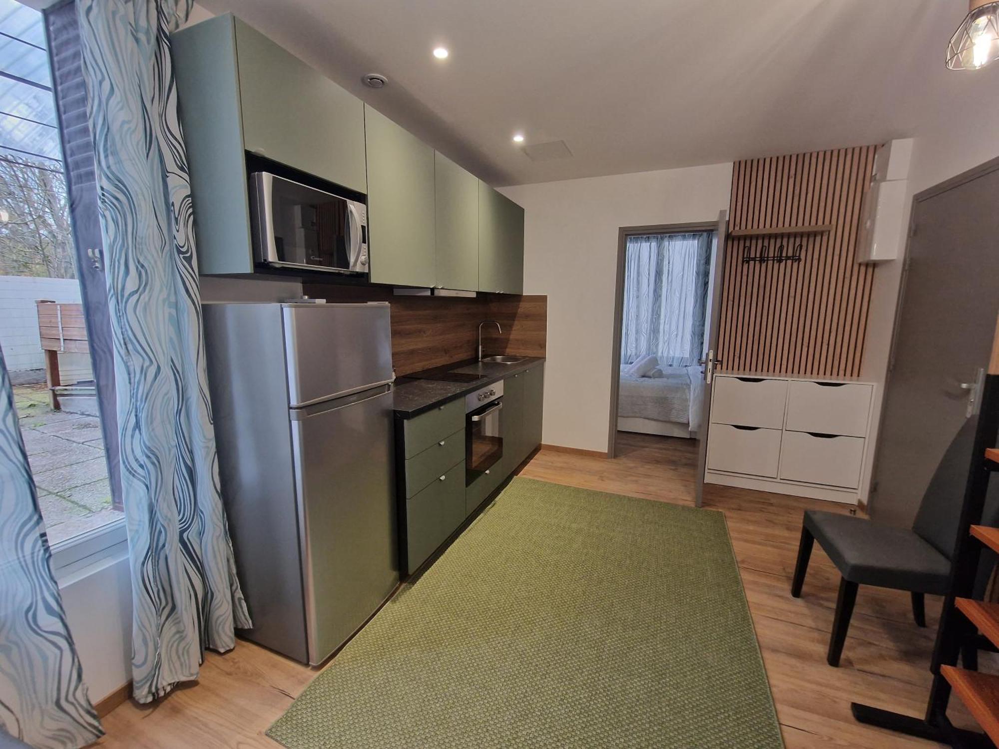 Maison D'Hotes Avec 3 Appartements Et Un Studio Viry-Châtillon Exterior foto