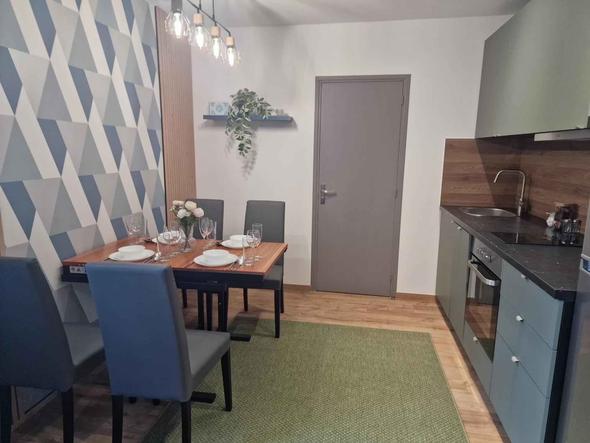 Maison D'Hotes Avec 3 Appartements Et Un Studio Viry-Châtillon Exterior foto